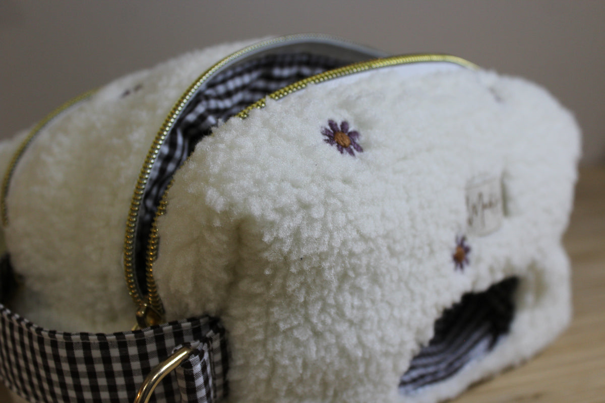 Diaper pouch • Collection Marguerite