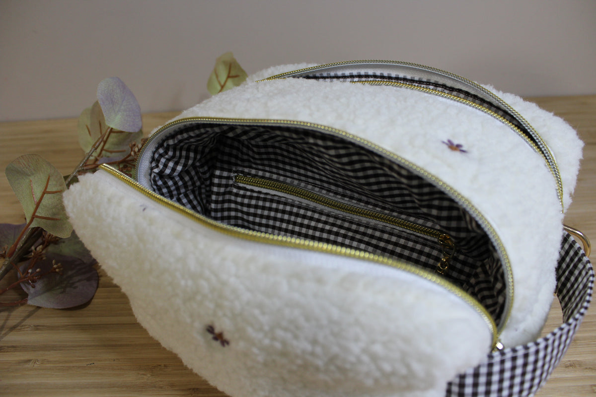 Diaper pouch • Collection Marguerite